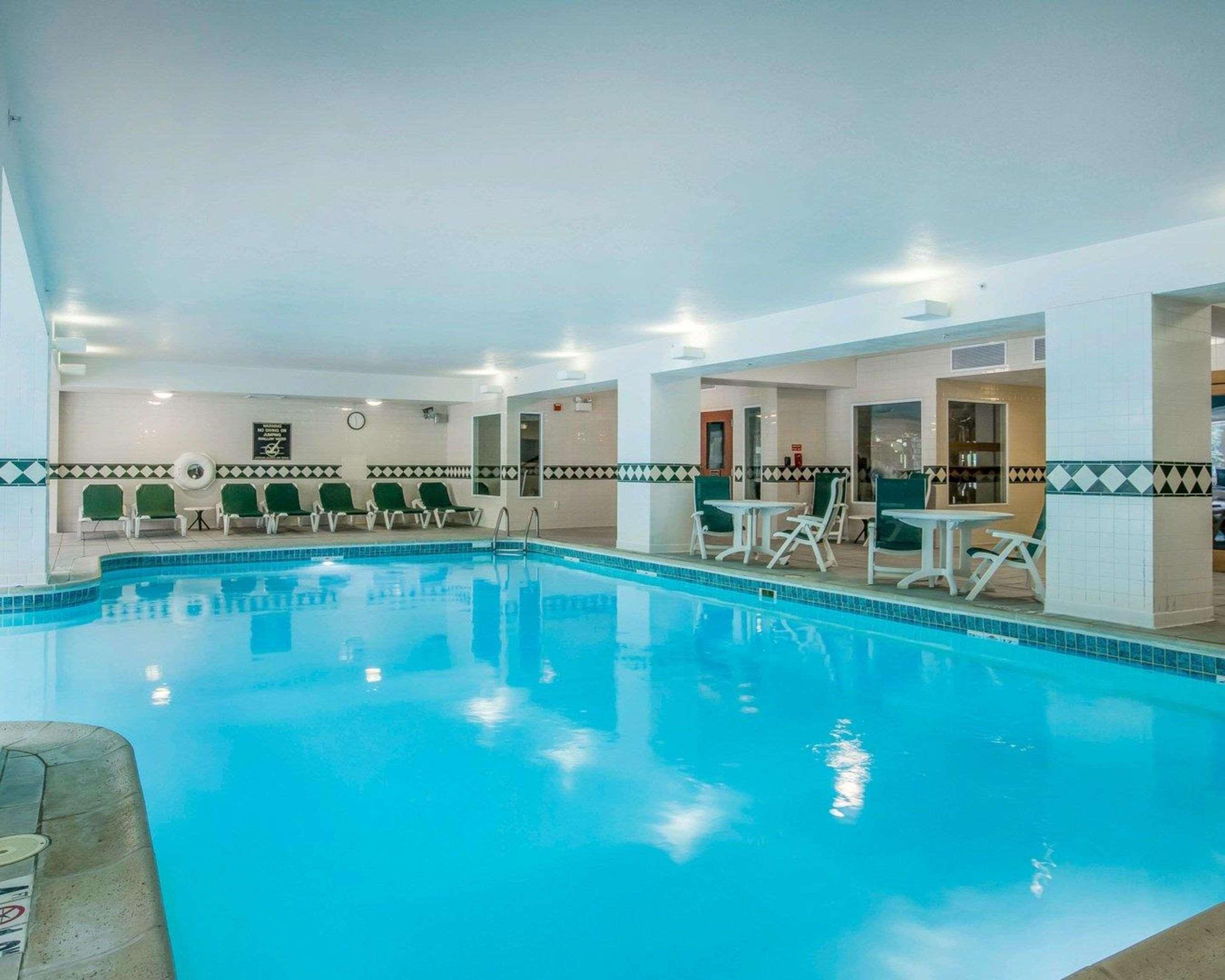 Comfort Inn & Suites Near Burke Mountain Saint Johnsbury Ngoại thất bức ảnh