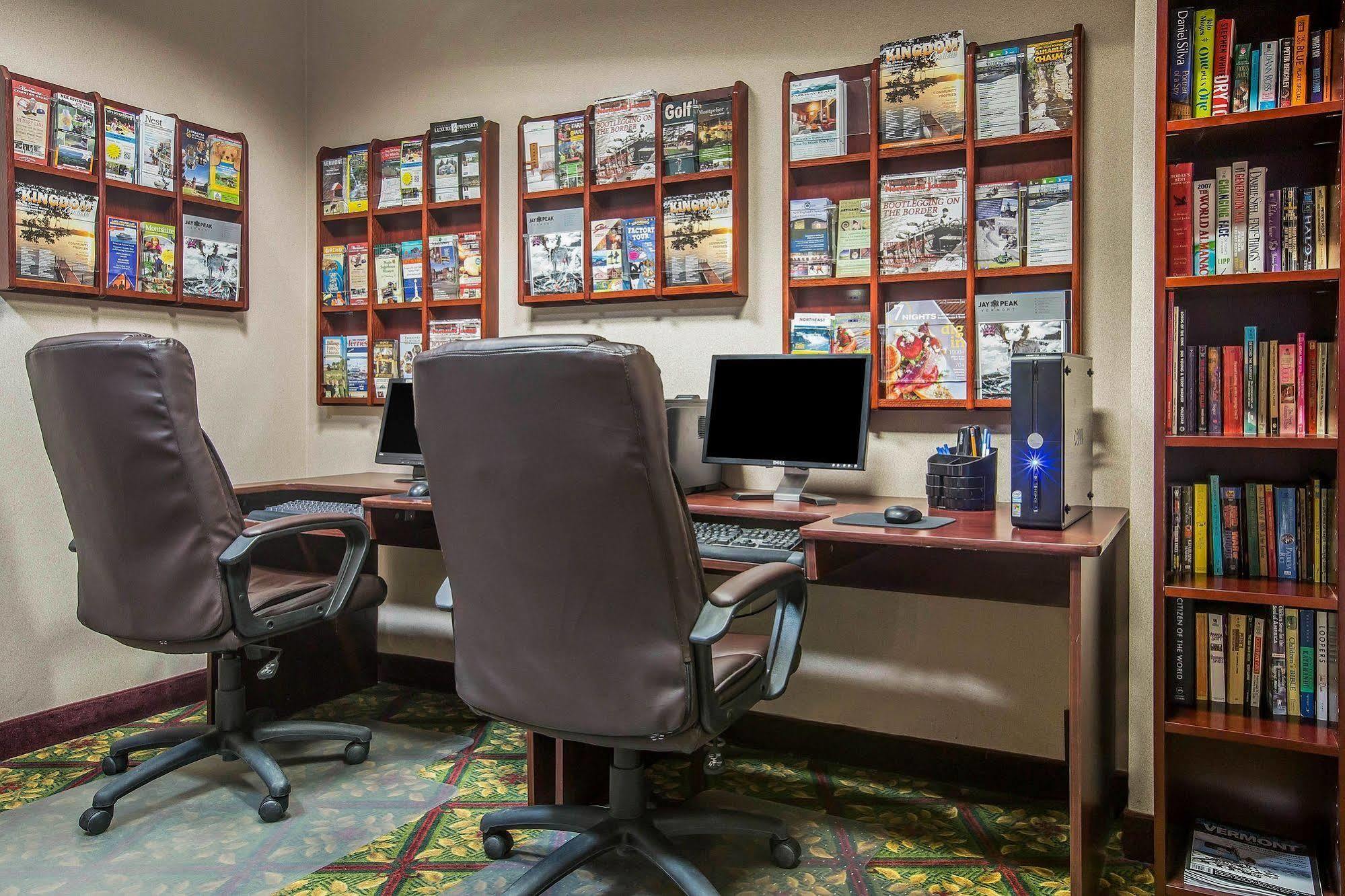 Comfort Inn & Suites Near Burke Mountain Saint Johnsbury Ngoại thất bức ảnh