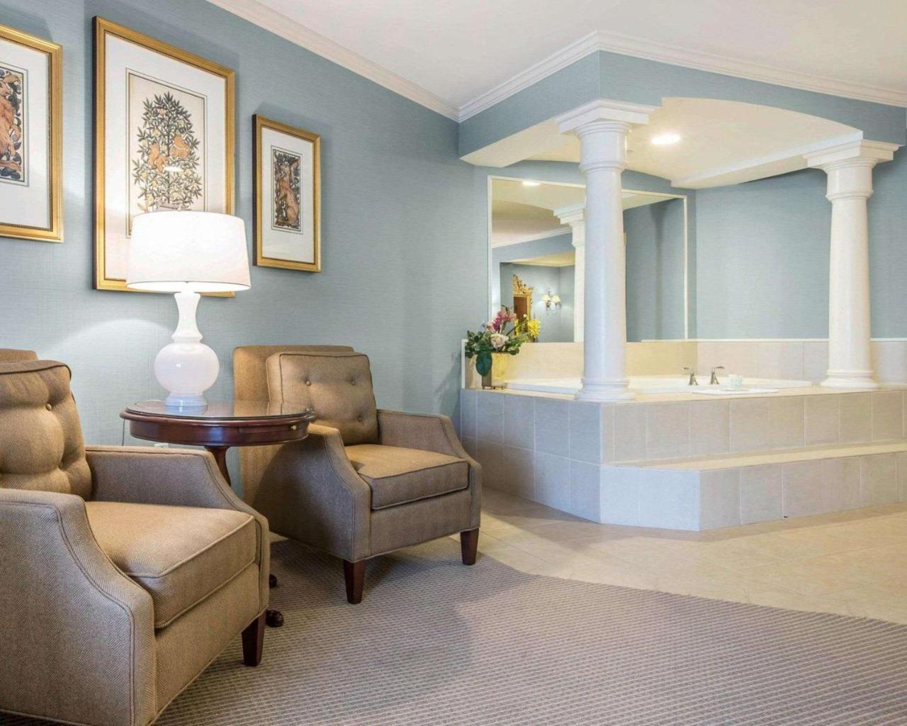 Comfort Inn & Suites Near Burke Mountain Saint Johnsbury Ngoại thất bức ảnh